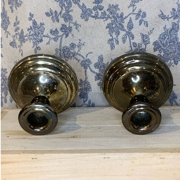 Pair of Vintage F. B. Rogers Silverplated Candlesticks Japan - Picture 2 of 8